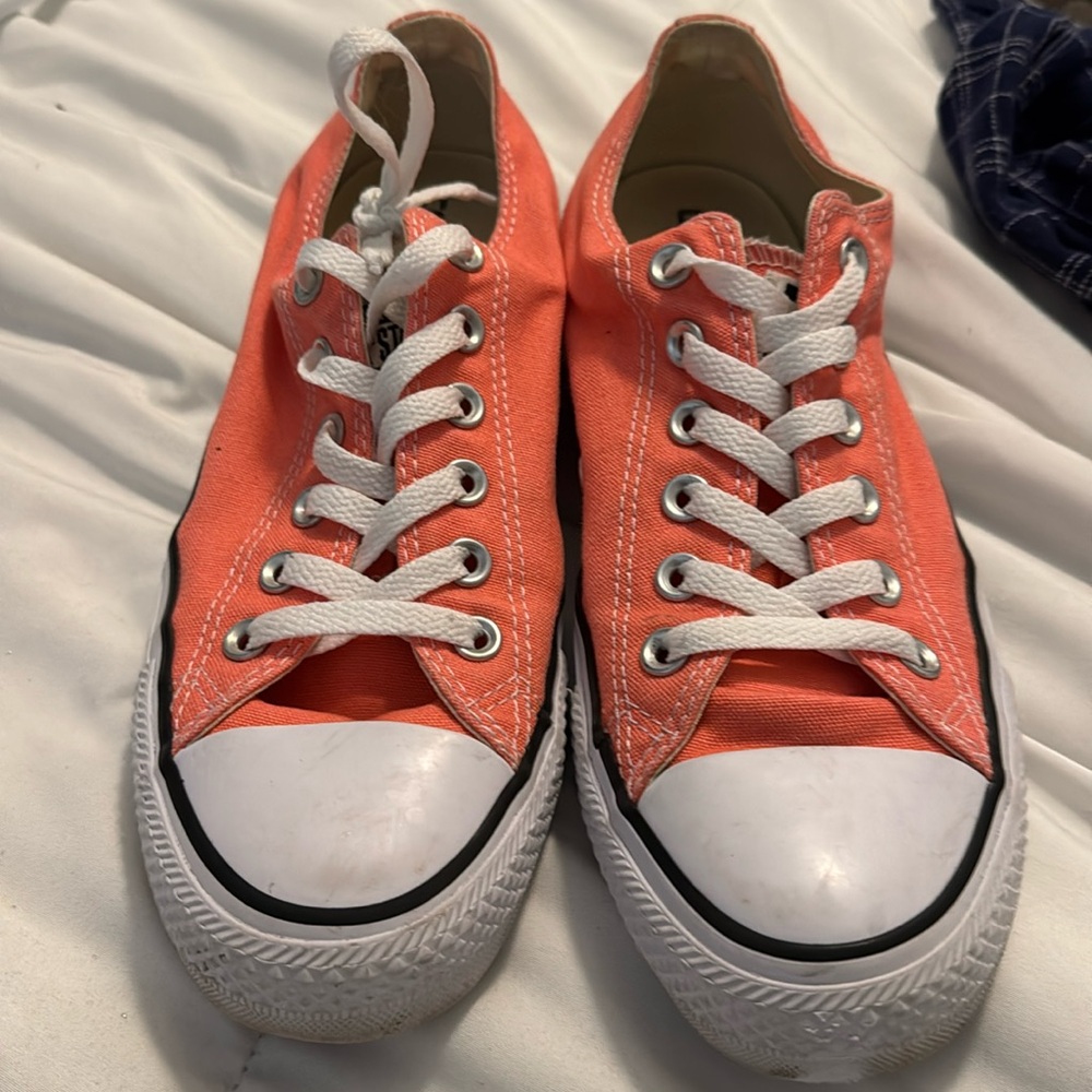 Women’s size 9 Converse in coral color